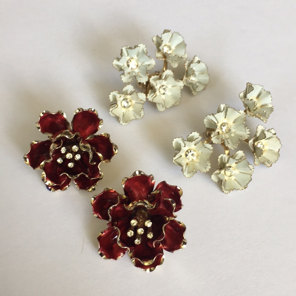 Vintage Coro 3D Rhinestone Flower Clip Earrings